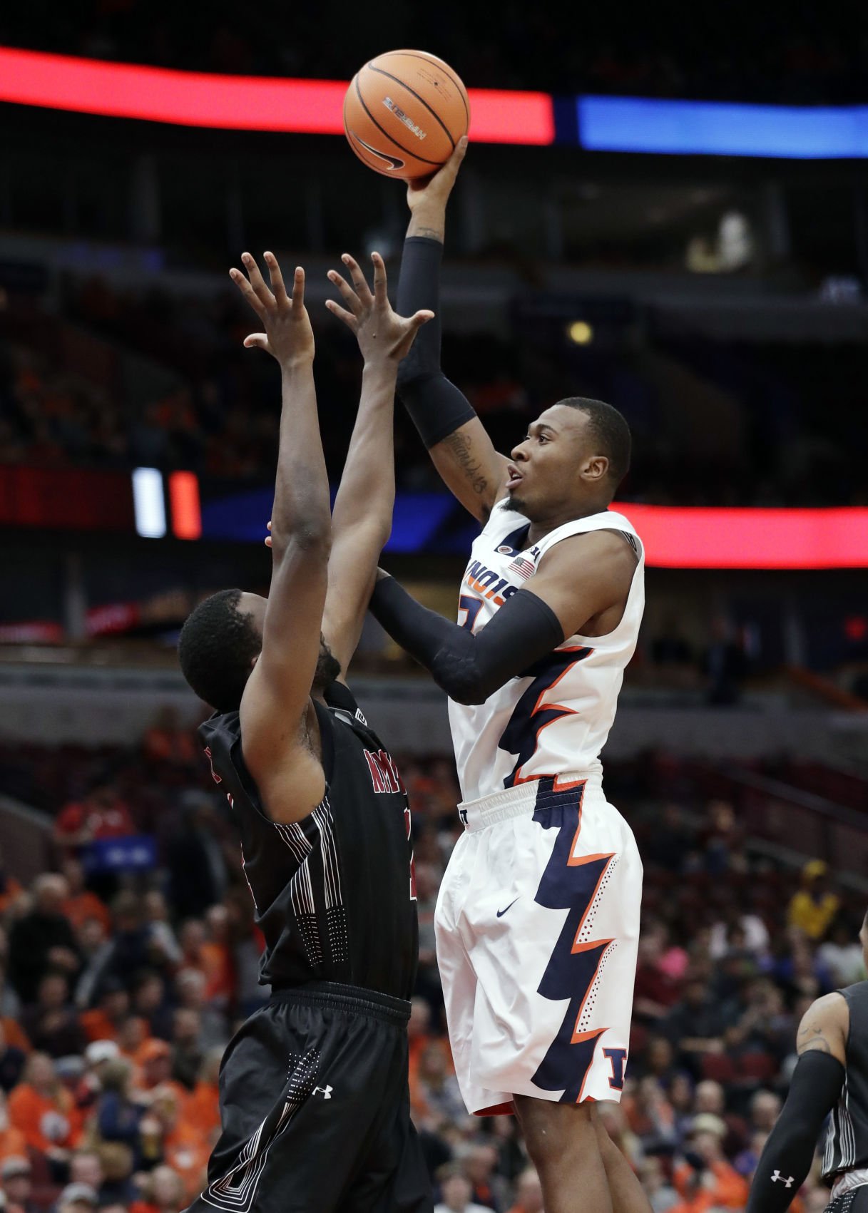 FIGHTING ILLINI PLAYER TO WATCH